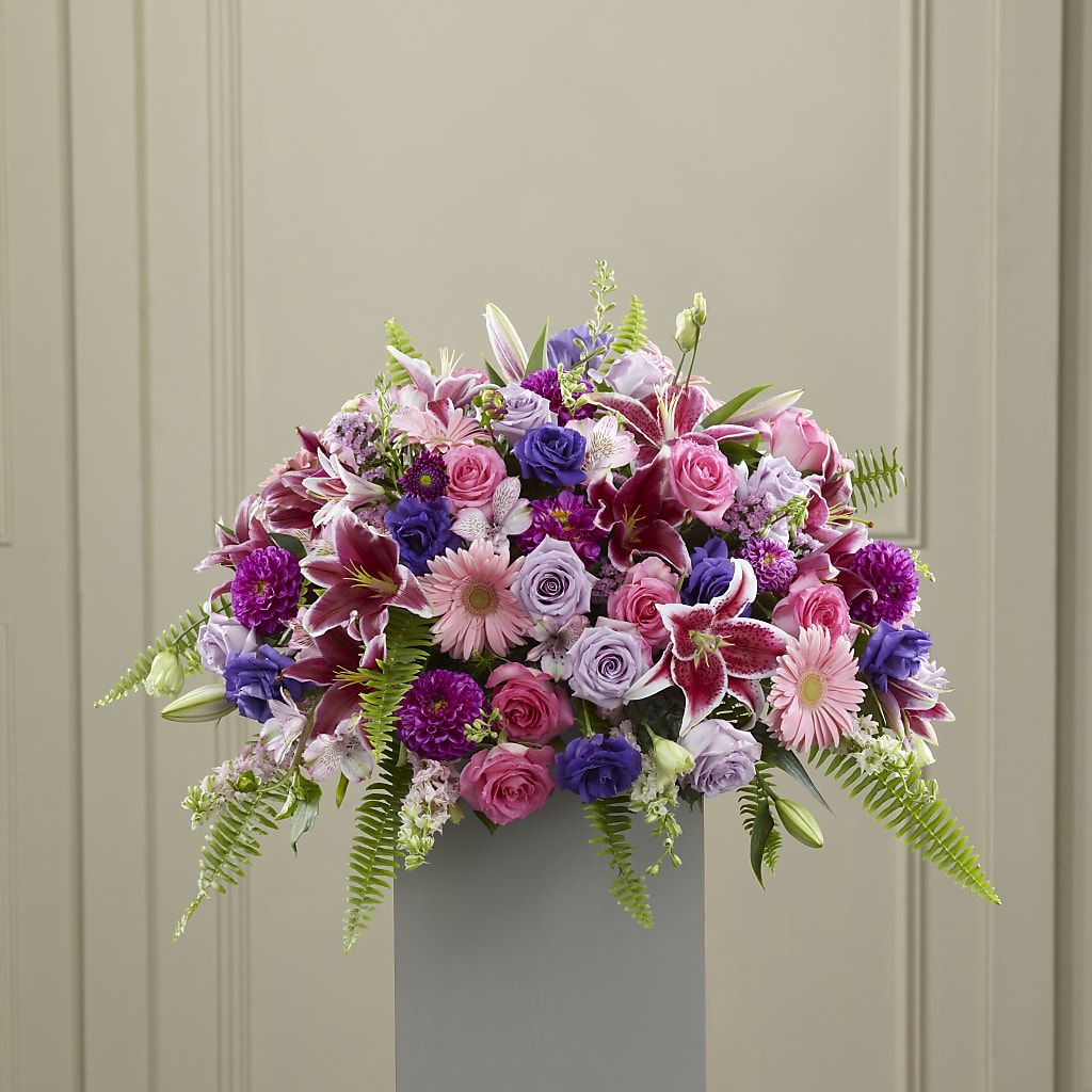 Fare Thee Well Pedestal – Corner Flowers, Brooklyn NY