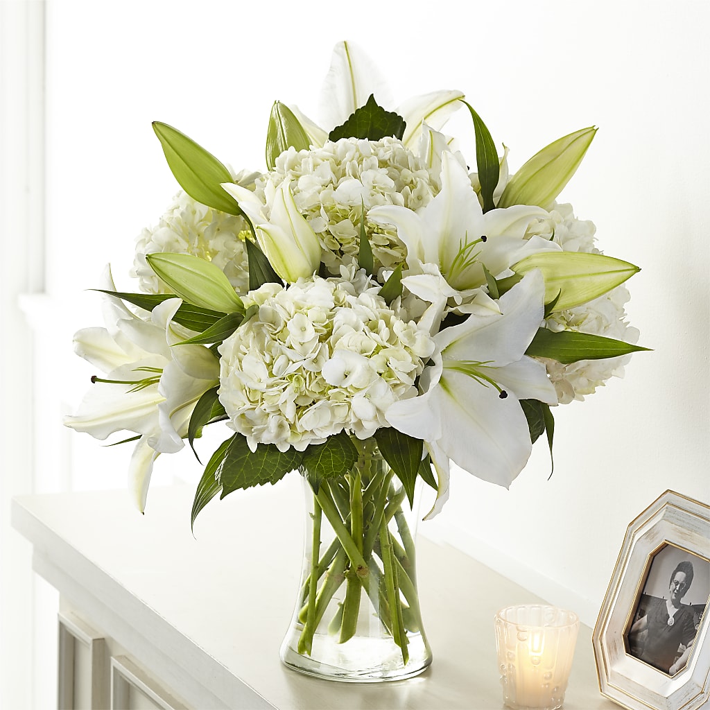 Compassionate Lily Bouquet – Corner Flowers, Brooklyn NY