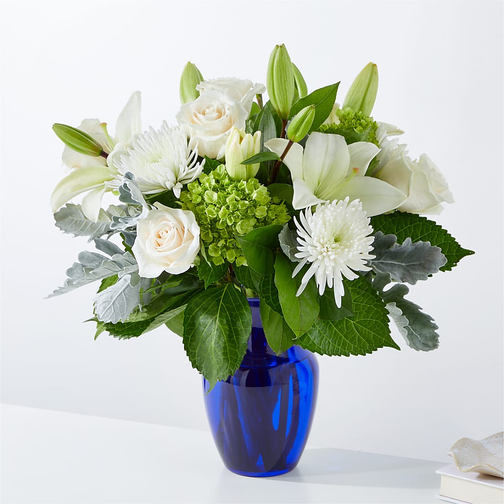 Snowy Dreams Bouquet – Corner Flowers, Brooklyn NY