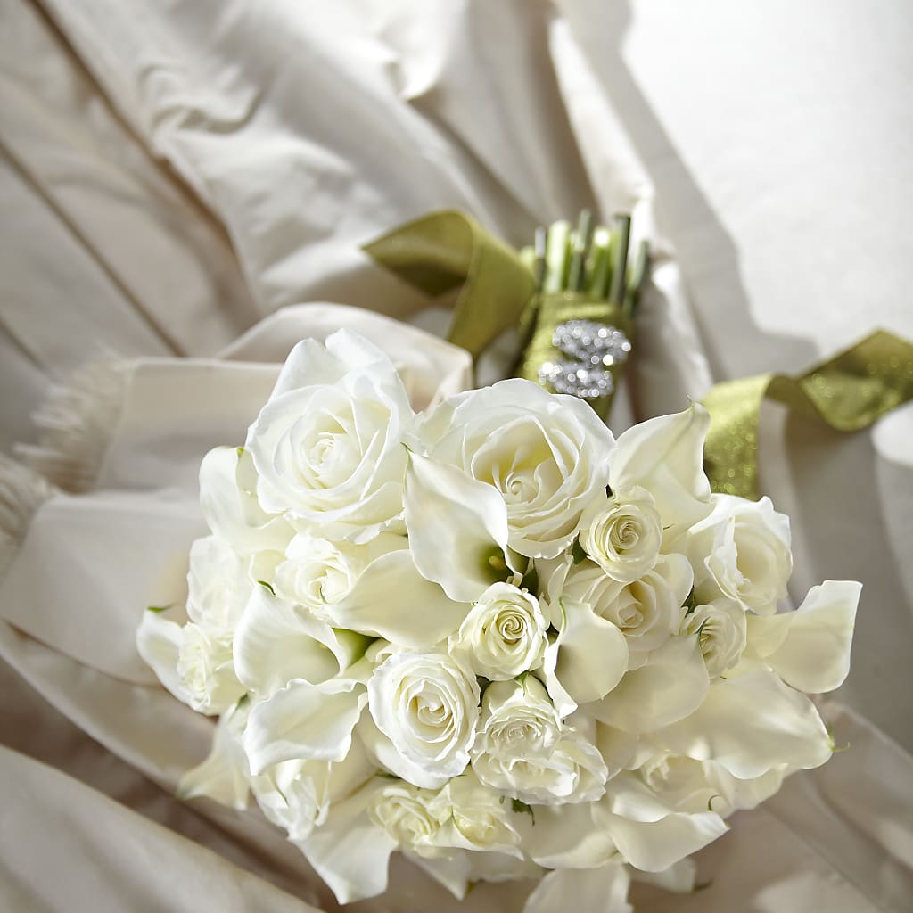 Serene Highness Bouquet – Corner Flowers, Brooklyn NY