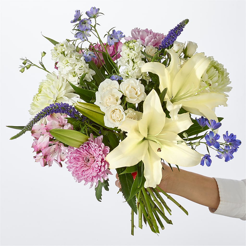 Winter Celebration Bouquet –  Corner Flowers, Brooklyn NY