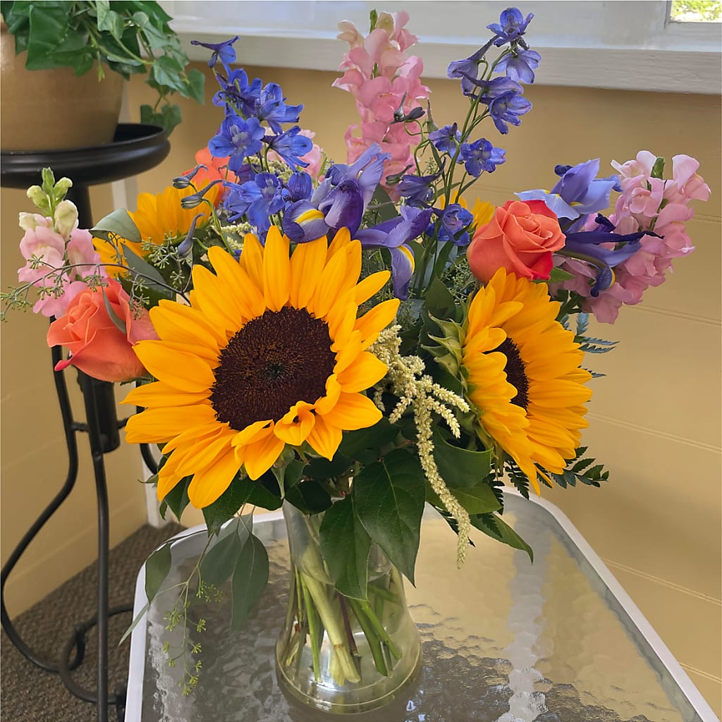Rays of Life Bouquet –  Corner Flowers, Brooklyn NY