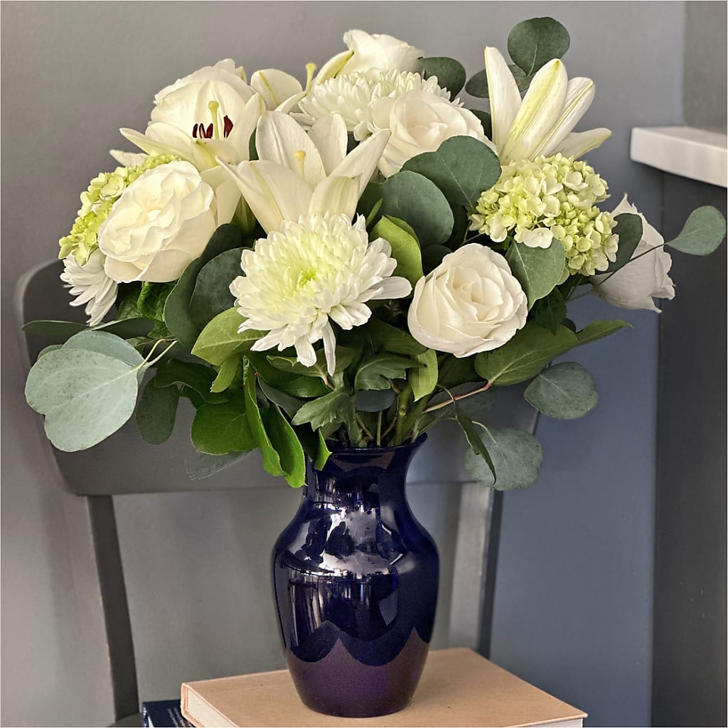 Snowy Dreams Bouquet –  Corner Flowers, Brooklyn NY