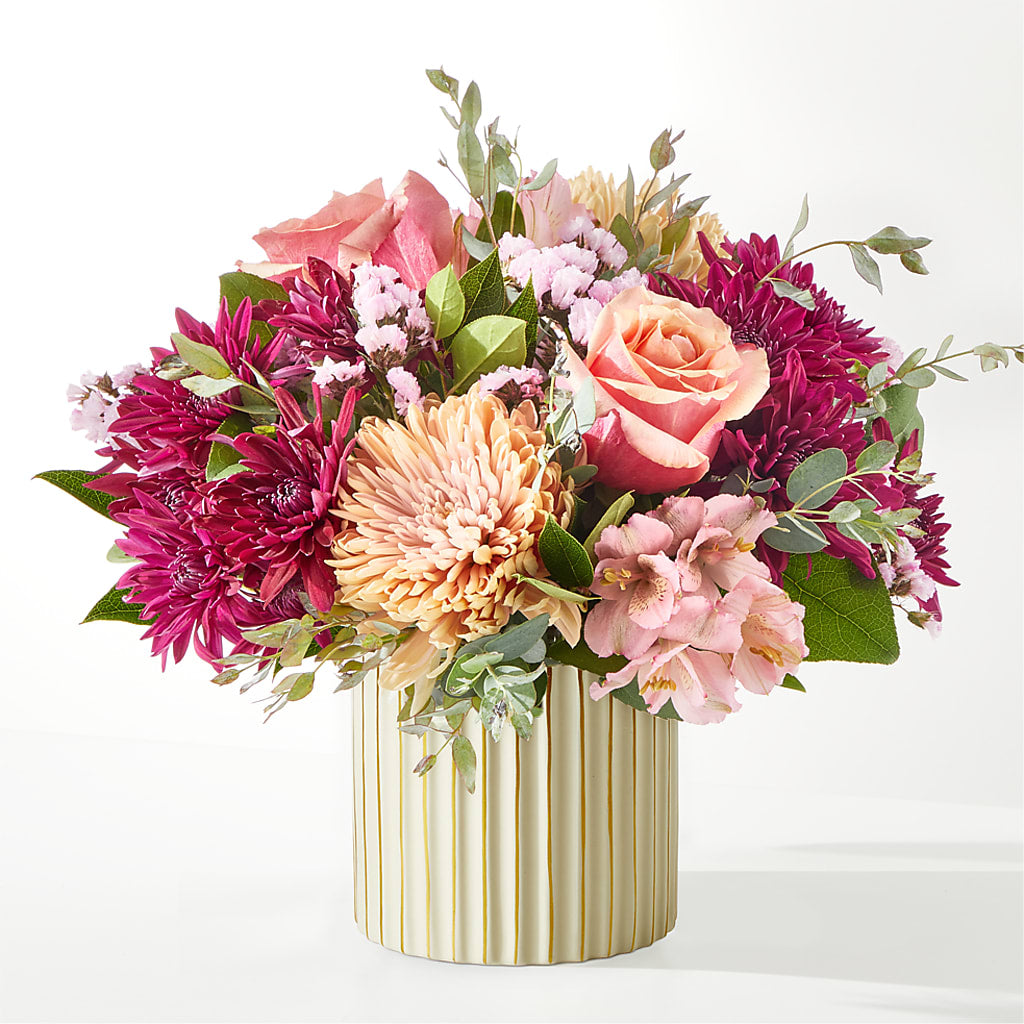 Berry Cobbler Bouquet with Ivory Vase –  Corner Flowers, Brooklyn NY