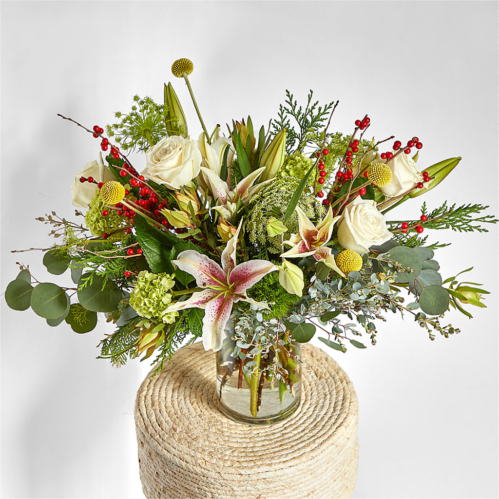 Berry & Bright Bouquet –  Corner Flowers, Brooklyn NY